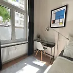 Апартаменты Altbau-traum Im Medienhafen Дюссельдорф