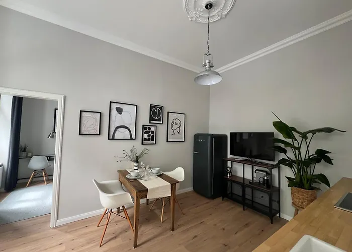 Altbau-traum Im Medienhafen Düsseldorf