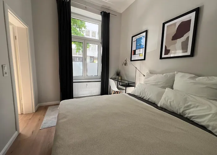 Altbau-traum Im Medienhafen *